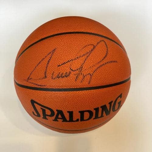 Scottie Pippen potpisao je Spalding Službena NBA igara Košarka sa JSA COA - AUTOGREME KOŠARICE